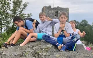 Poslali jste děti z pěstounských rodin na tábor