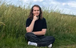 Pomozte mladému studentovi přírodních věd na Univerzitu v Cambridge