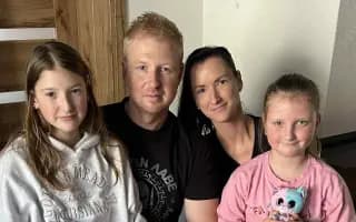 Pomohli jste Veronice a jejím dvěma dcerkám udržet bezpečný domov