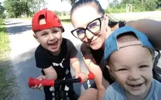 Pomozme mamince samoživitelce zajistit teplo domova pro její dva syny ♥️